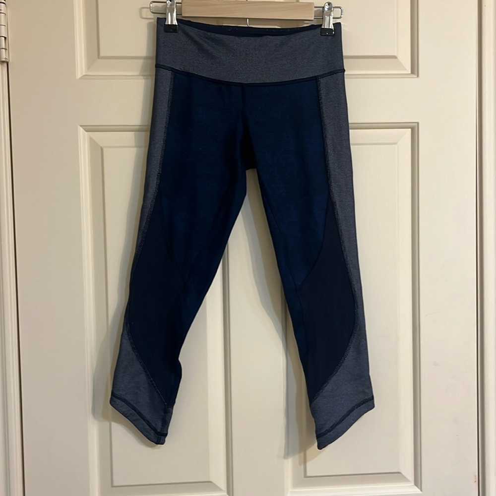 Lulu Lemon Athletica Capris